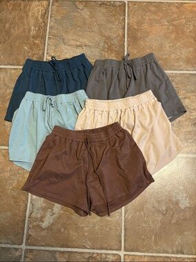 Women’s Elastic Waist Pull-On Shorts in Brown, Navy, Gray, Mint & Cream